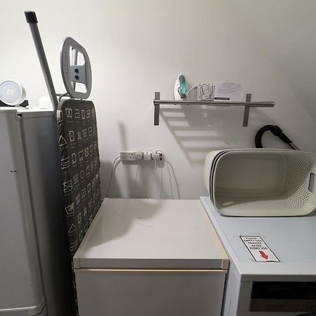 R3 - Cozy Small Double - City & Beach Access, Wifi, Free Parking - Self Catering 斯旺西 外观 照片